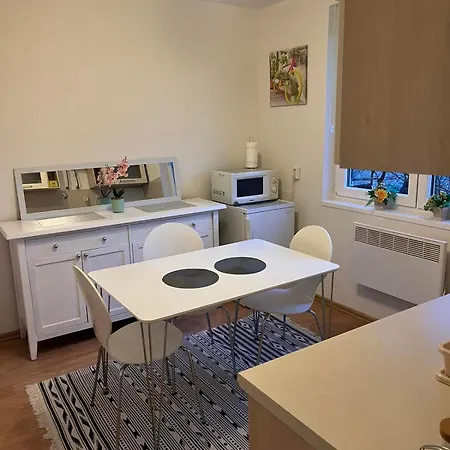 Lovley سراييفو